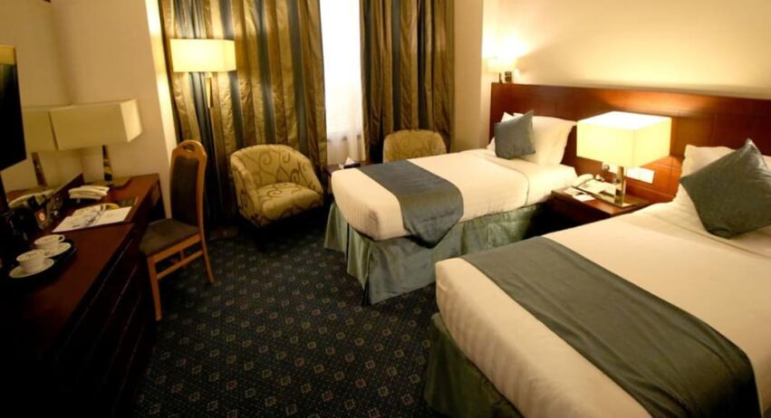 10 Nights 4 Star Easter Umrah Package 2025