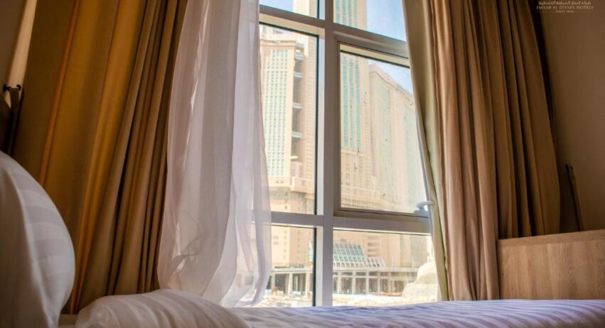 10 Nights 4 Star December Umrah Package