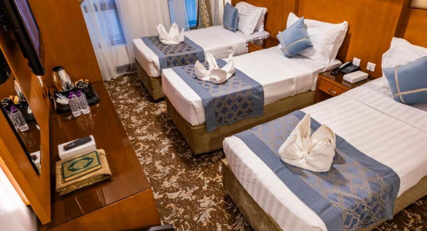 10 Nights 4 Star December Umrah Package