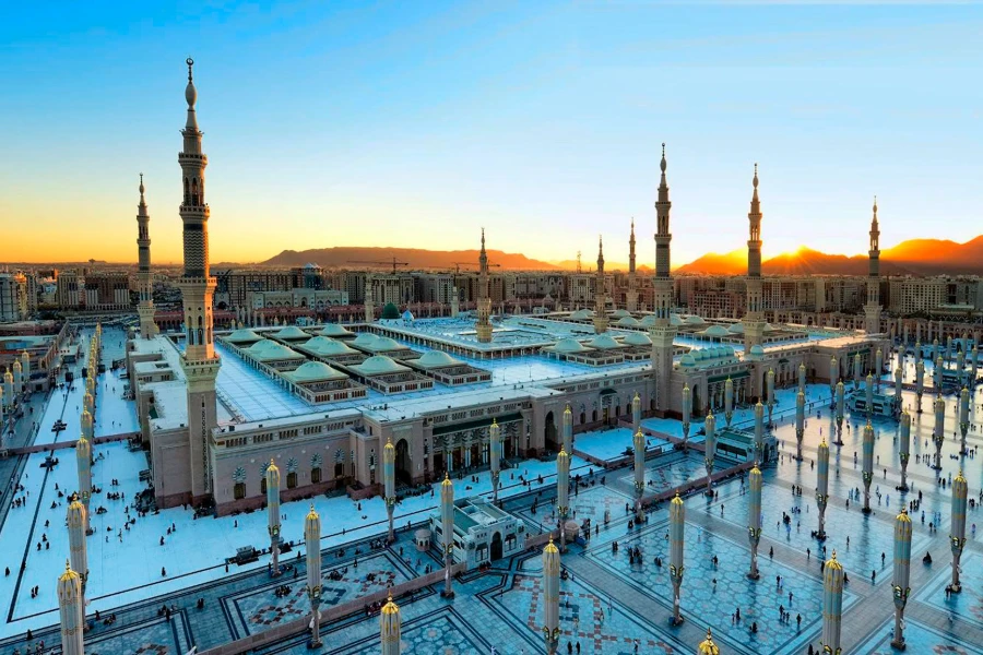 Umrah in Comfort How to Plan a Stress-Free Pilgrimage