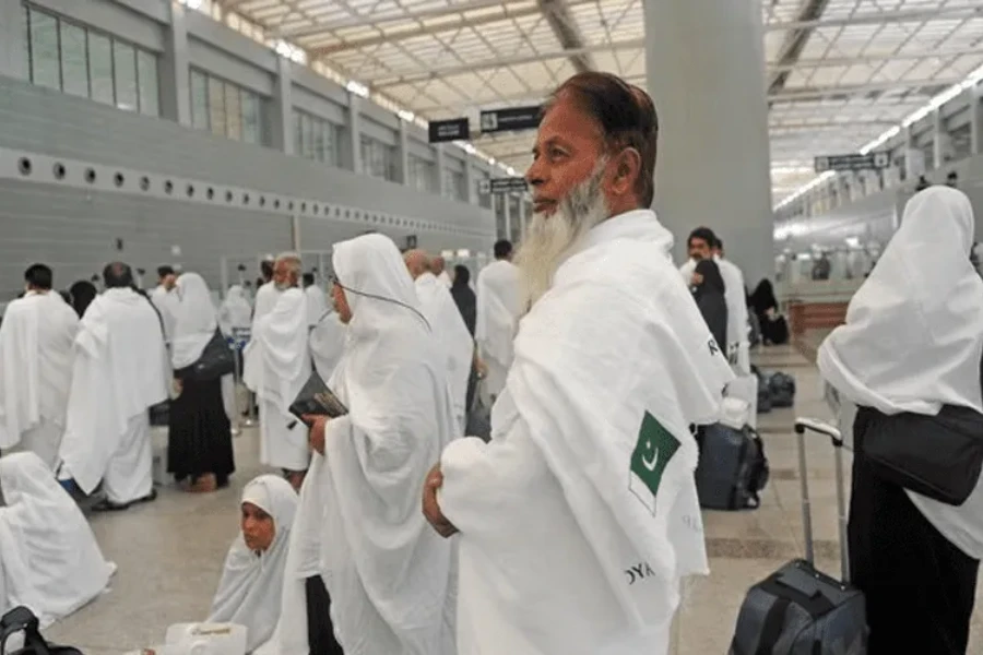 Financial Aspects of Umrah Travel Budget Your Pilgrimage for 2025